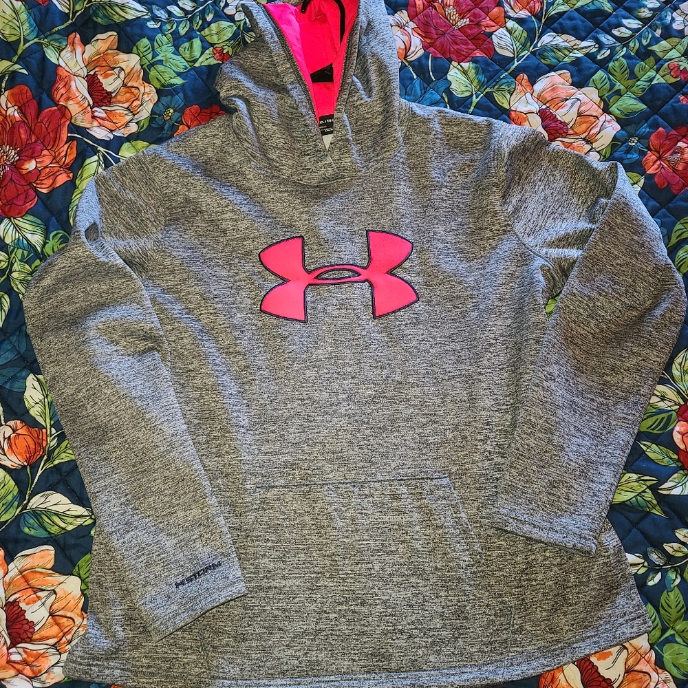 Womens XL Under Armour hoodie